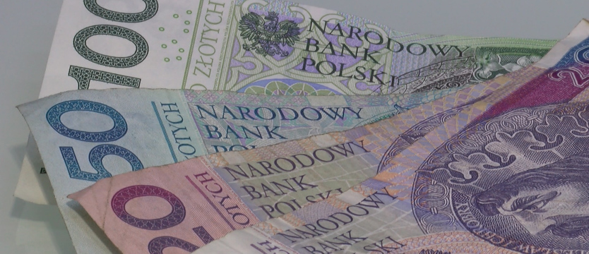 Polacy boją się zarabiać więcej?