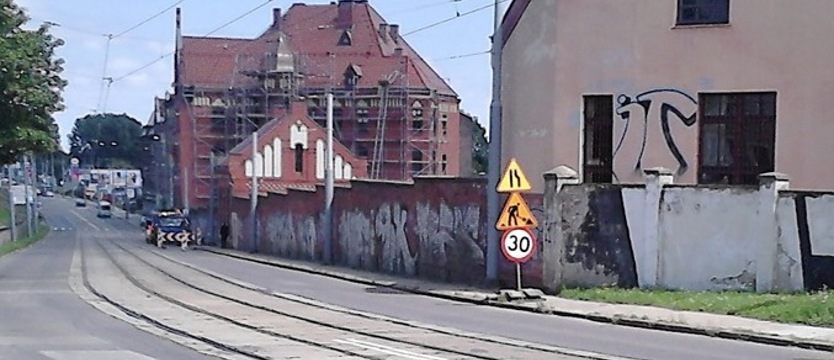 Spokojna sobota z korkami w tle