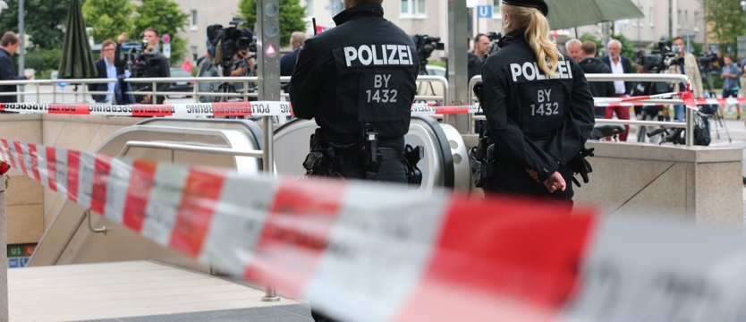 Napastnik zabił 9 osób i popełnił samobójstwo