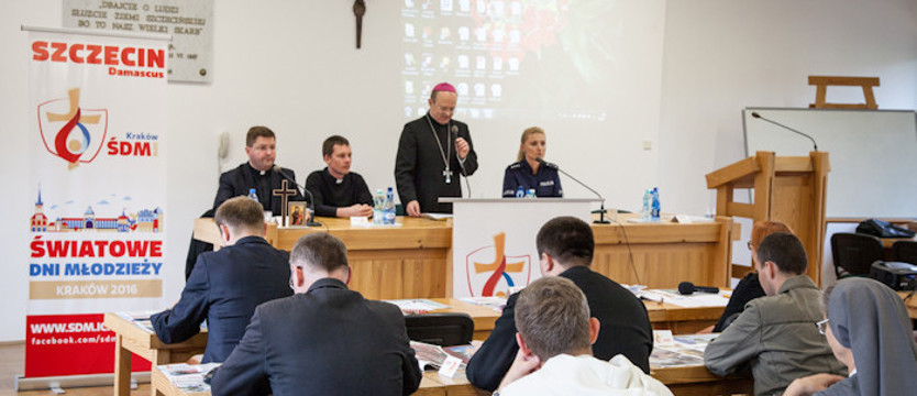 Policja szkoliła wolontariuszy