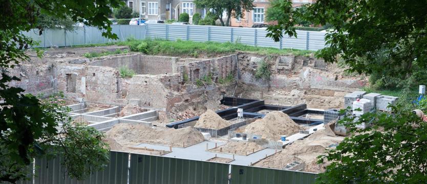 W KURIERZE. Szczecińska ballada hotelowa