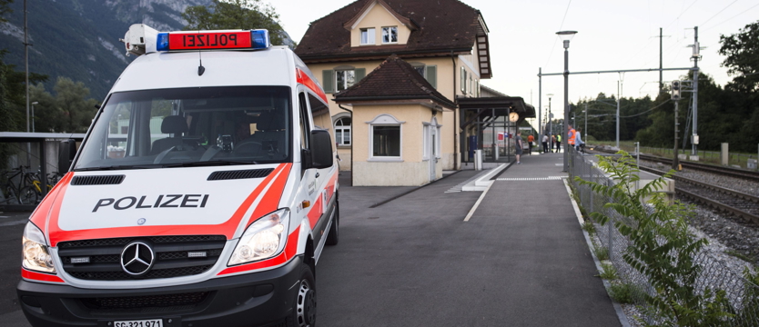 Podpalił wagon i ranił nożem 6 osób