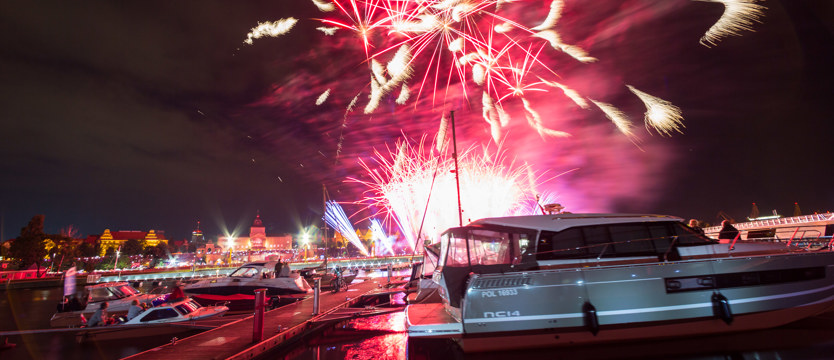 Szwajcarzy wygrali Pyromagic!
