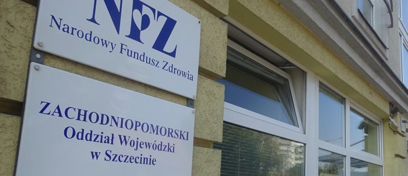 NFZ przez internet. Sale obsługi wciąż zamknięte