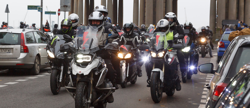 Motocykliści wsparli strajk kobiet