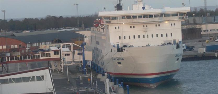 Nabrzeża w Ystad dla większych promów