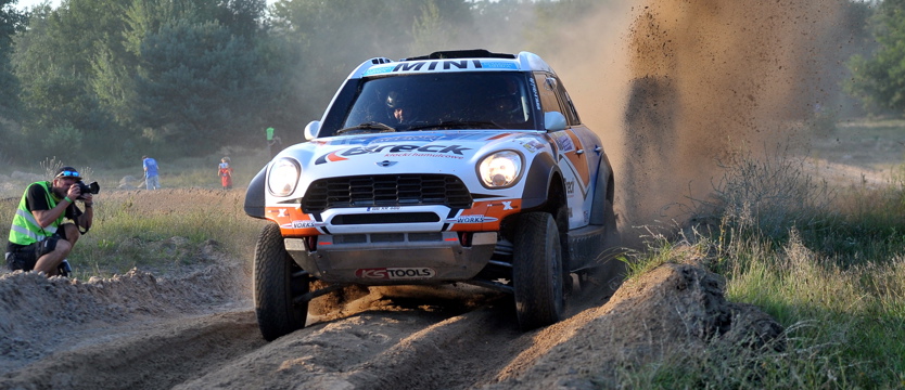 Al-Attiyah liderem po prologu Baja Poland