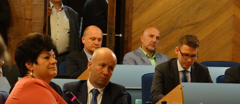 Premiowe wykręty prezydenta Krzystka