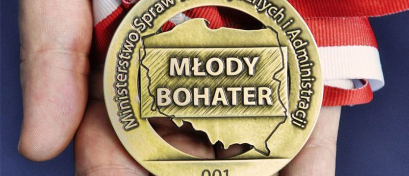 Czy znasz "młodego bohatera"?