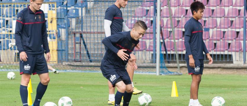 Piłka nożna. Kowalczyk w pierwszej drużynie