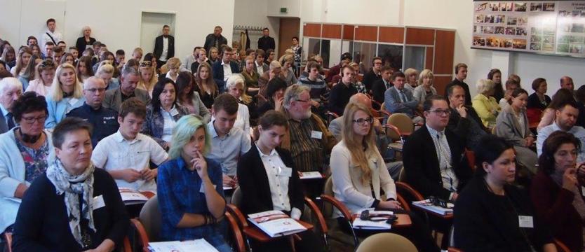 Debata o pograniczu w Policach