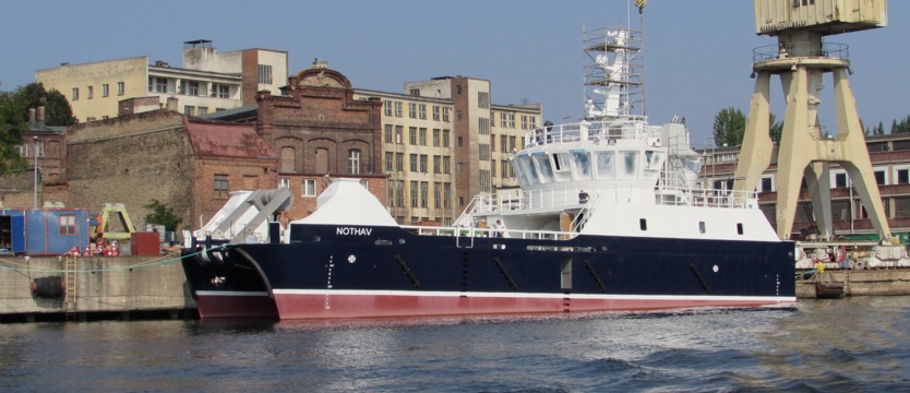 Kolejny katamaran