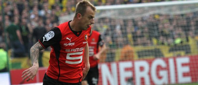 Piłka nożna. Grosicki nie wykorzystał karnego