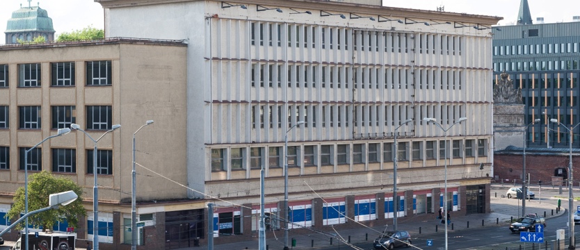 Całkiem nowe centrum