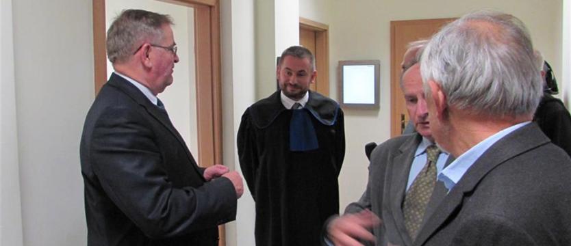 Miller i Tałasiewicz o stoczni w sądzie