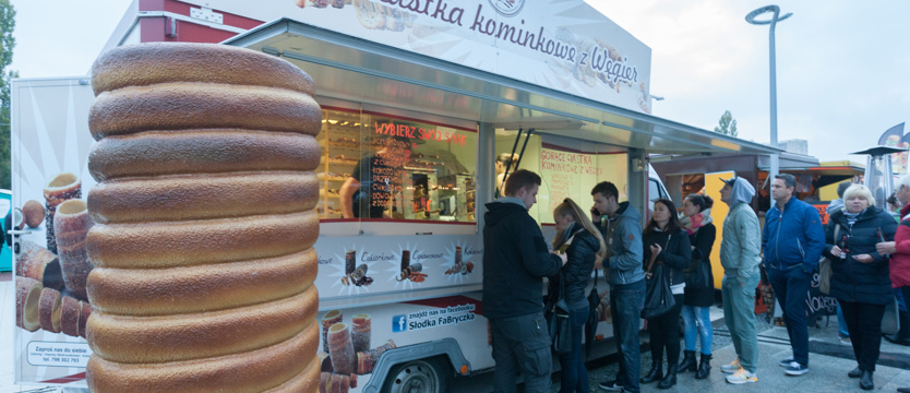 Jedzenie na kółkach od południa