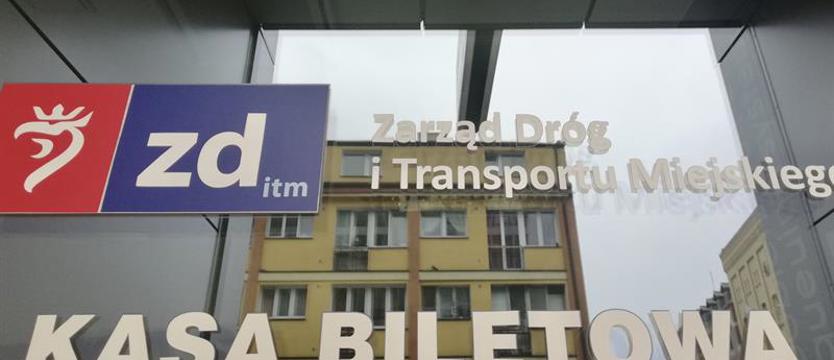Komunikacja miejska na majówkę