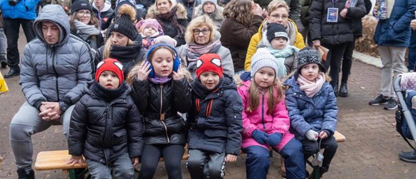 Obiad i zwiedzanie parlamentu z marszałkiem. Można licytować