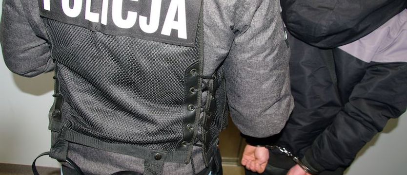 Ukrywał się przez 21 lat. Odnaleźli go kryminalni ze szczecińskiego Śródmieścia