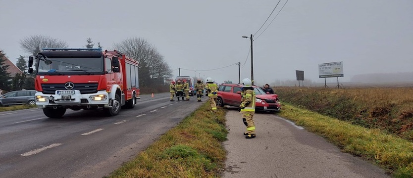 Nissan zderzył się ze skodą