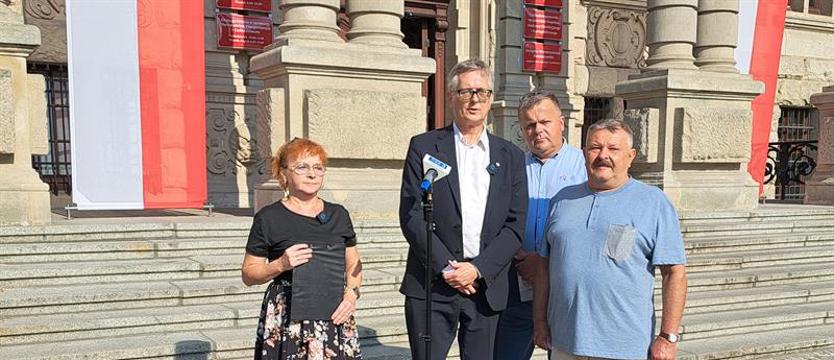 Pytania do wojewody. Nie chcą nielegalnych migrantów