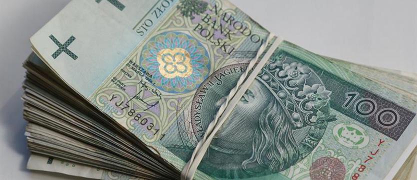 Uwierzyła w dramat córki. Szczecinianka straciła ponad 280 tys. złotych
