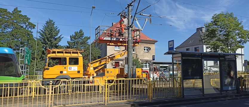 Znowu połamany pantograf w Szczecinie. Tym razem przy ul. Sikorskiego