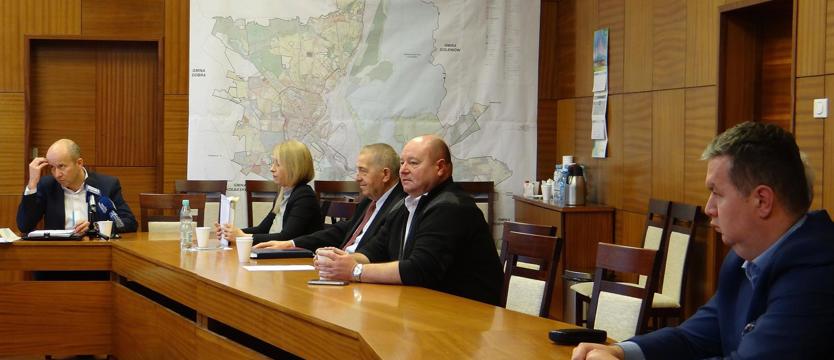 Radni: Gdzie jest Pawlicki?
