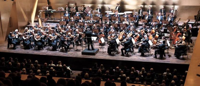Filharmonia promuje też komercyjnie