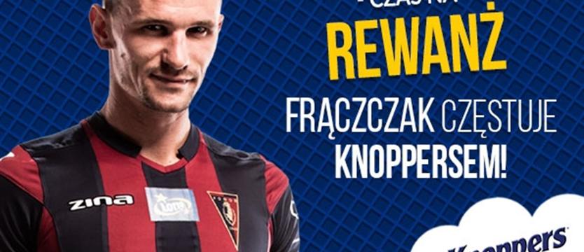 Piłka nożna. Frączczak rozdaje wafelki