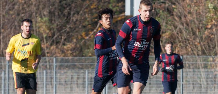 Piłka nożna. Rezerwy Pogoni remisują, derby dla Vinety