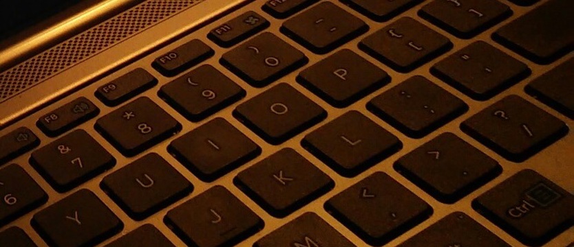 Laptop i pecet wciąż rządzą w e-handlu