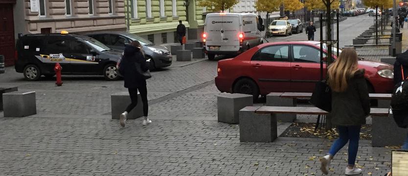 Deptak czy parking?