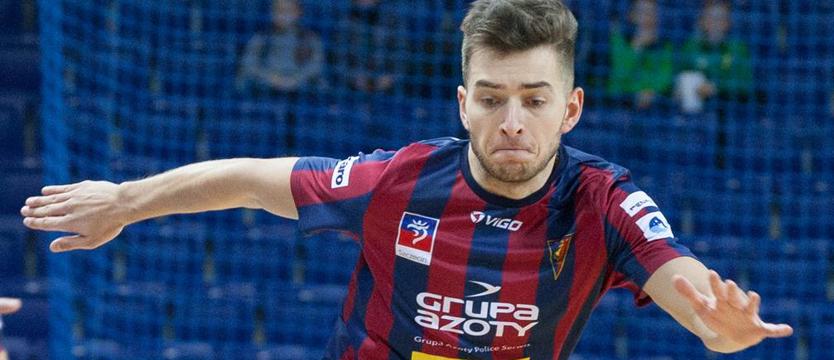 Futsal. Remis z wiceliderem