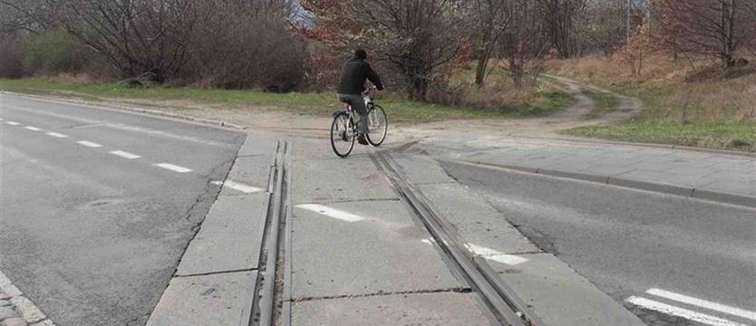 Na prawobrzeżu nasyp zmieni się w szlak rowerowy 