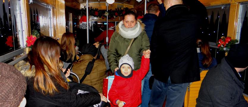 Mikołajowym tramwajem w każdy piątek
