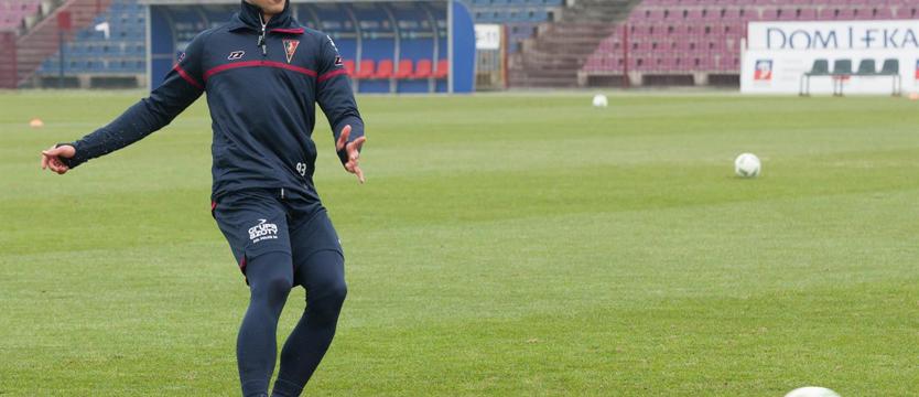 Piłka nożna. 3 gole Zwolińskiego w 33 meczach
