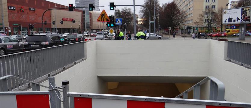 Częściowo wyburzyli i znów otworzą