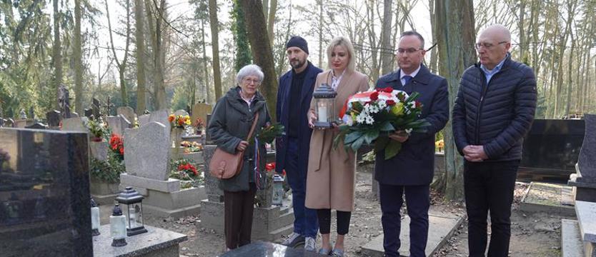 Pamiętajmy o Polakach, którzy ratowali Żydów. Uroczystości na cmentarzu