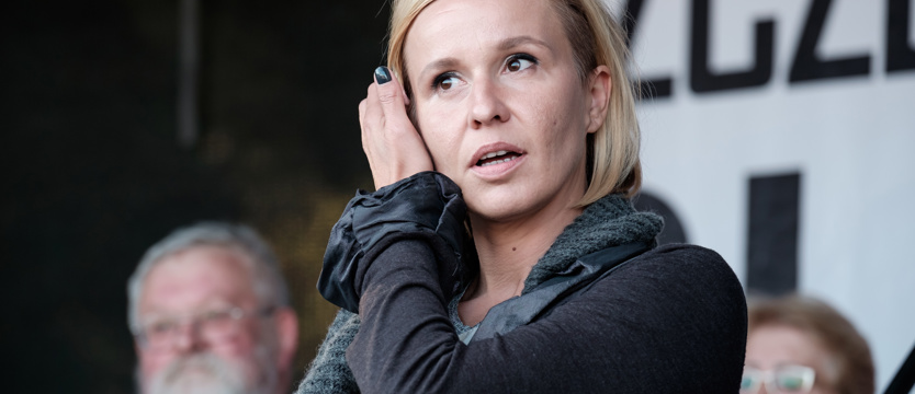 Kapcie działaczy KOD