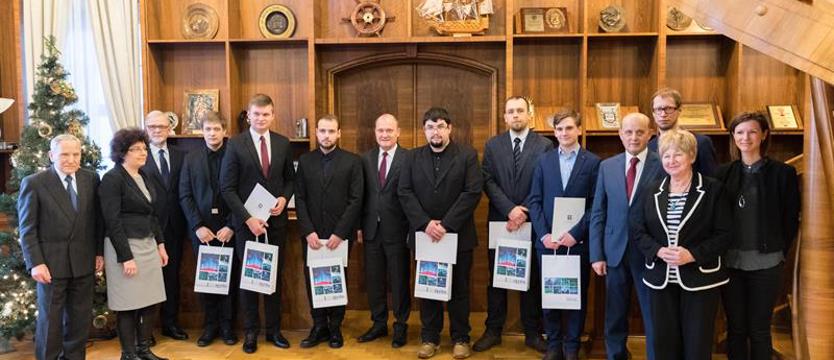 Najlepsi otrzymali stypendia