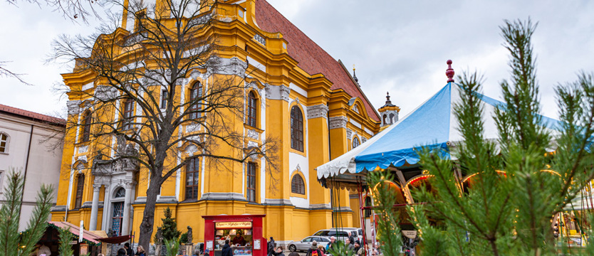 Świąteczny zgiełk – tradycyjne jarmarki bożonarodzeniowe