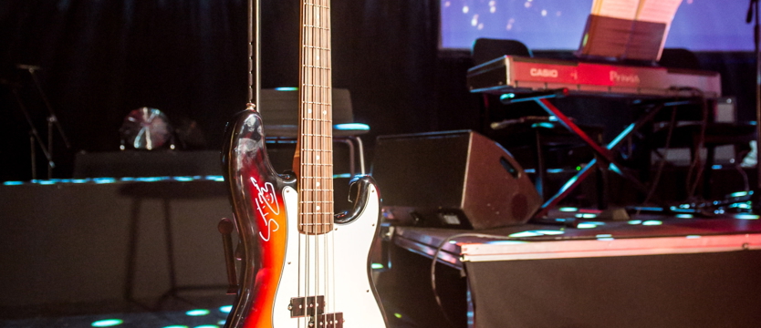 Gitara Stinga wylicytowana za 15 tysięcy złotych