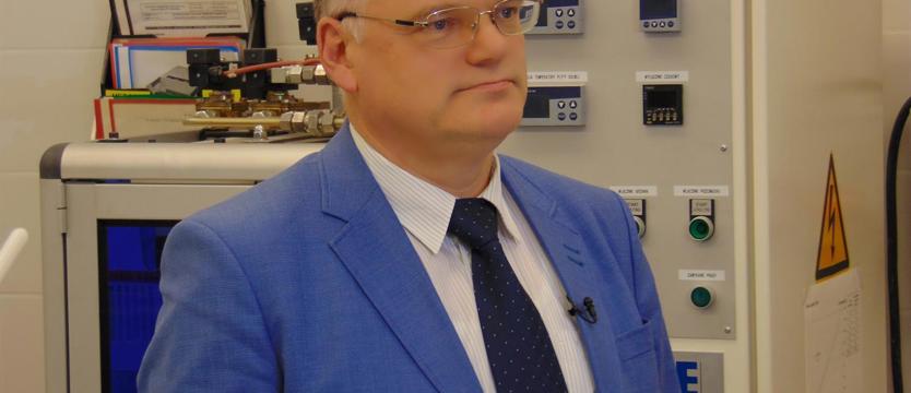 Jak czarne zmienia się w białe