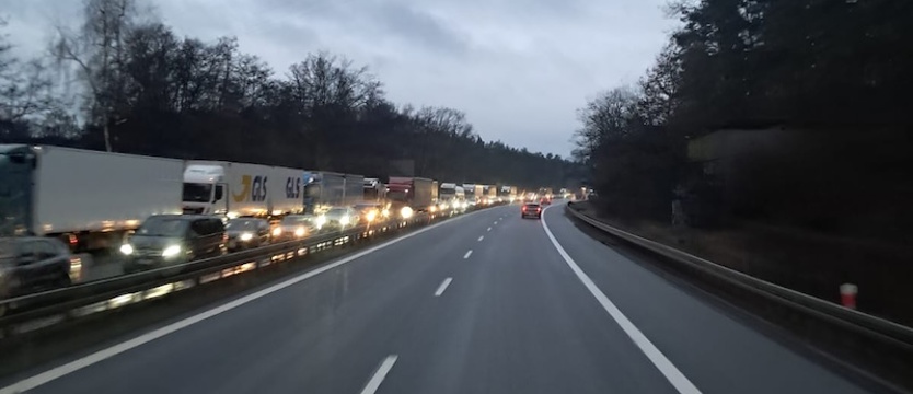 Wypadek na S3 w okolicach Kijewa. Są korki