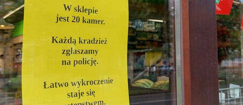 Mniej kradzieży czy... kultura bezkarności? W grudniu proceder w sklepach się nasila