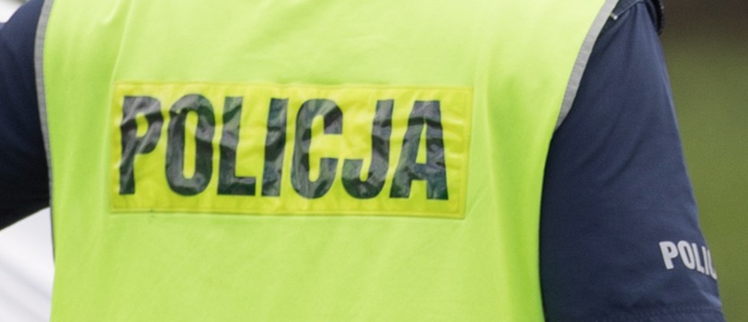 Wychodząc zabrał biżuterię