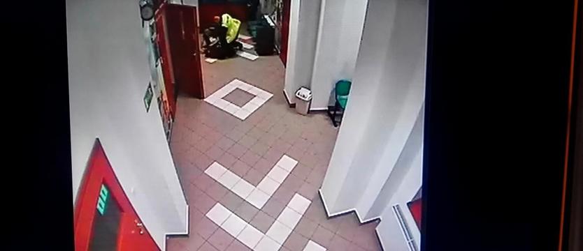 Zaczepiał kobietę, skończył w kajdankach