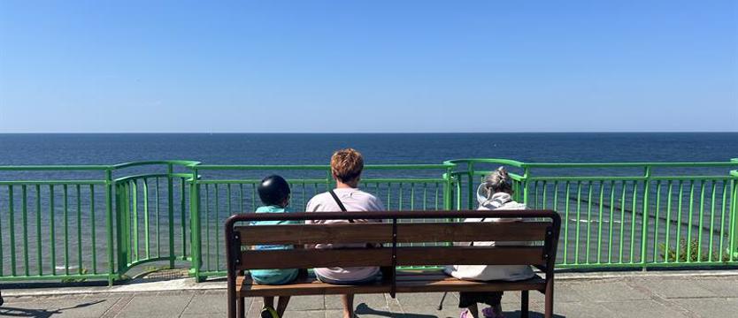 Plaża z perspektywy klifu