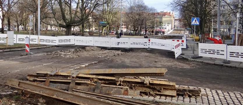 Od Niebuszewa-Bolinka po centrum. Torowa przebudowa w rozpędzie